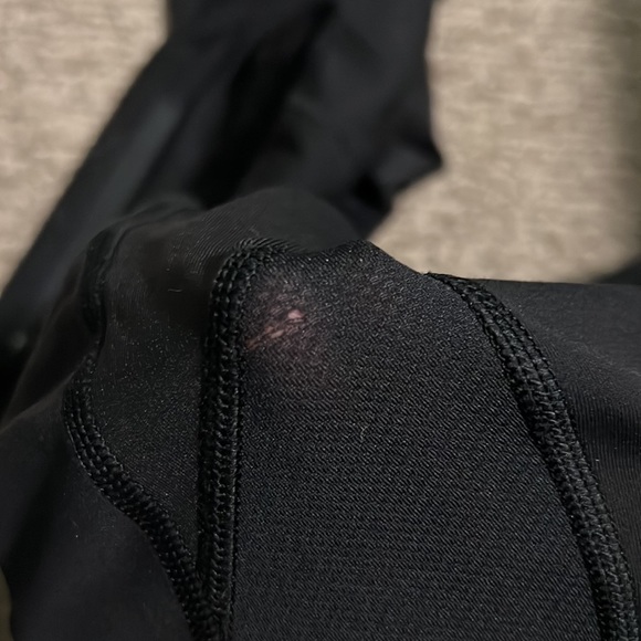 Lululemon Black Cropped Leggings with Small Hole Size 2 - Picture 6 of 7